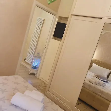 Crismi House Рим