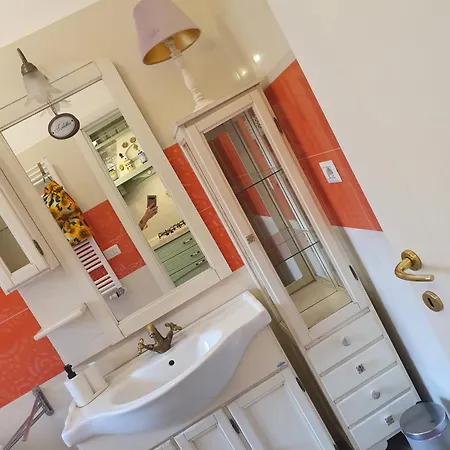 Crismi House Рим