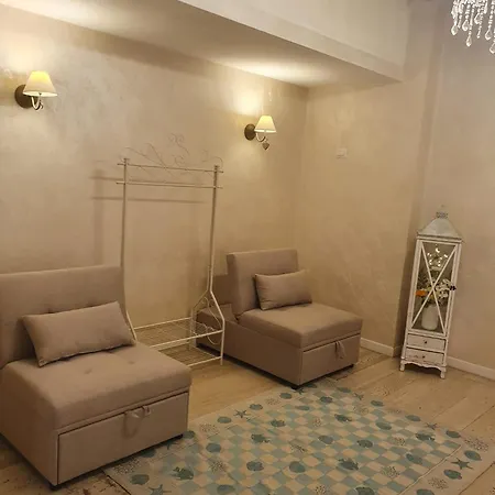 Crismi House Рим