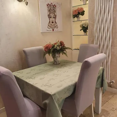 Сasa de vacaciones Crismi House *